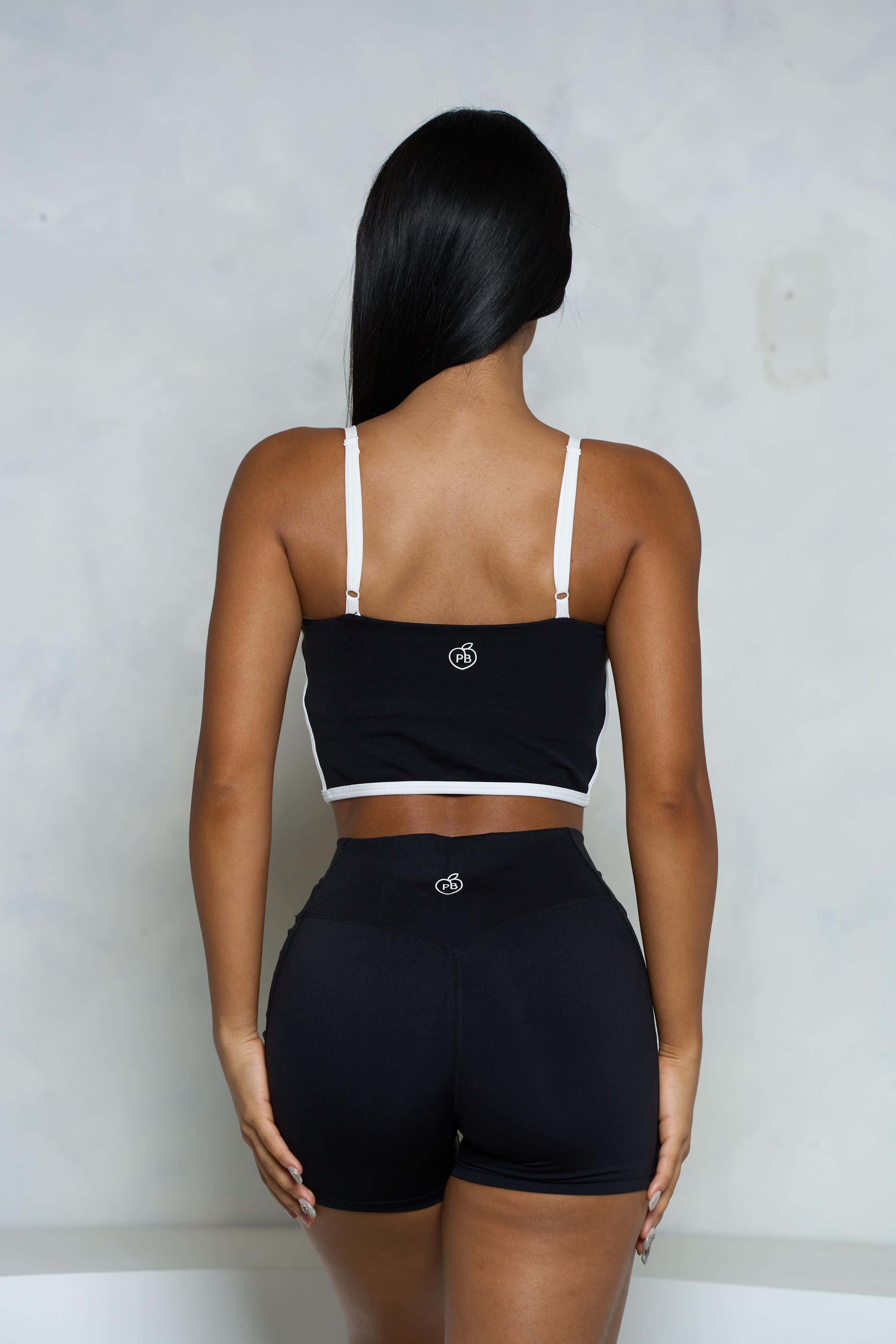 Black and White Wavy Hem Crop Tank
